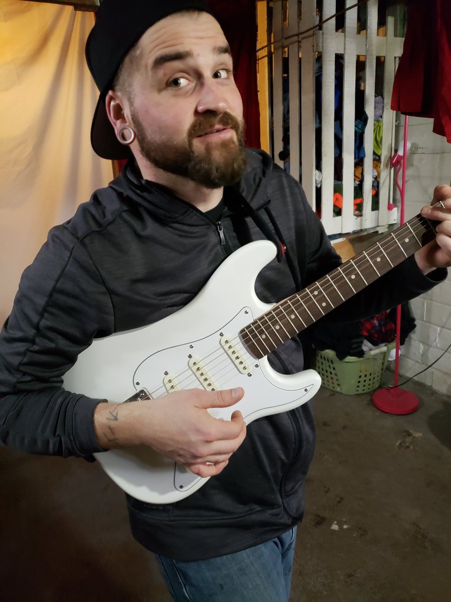 Machinescream tweet media