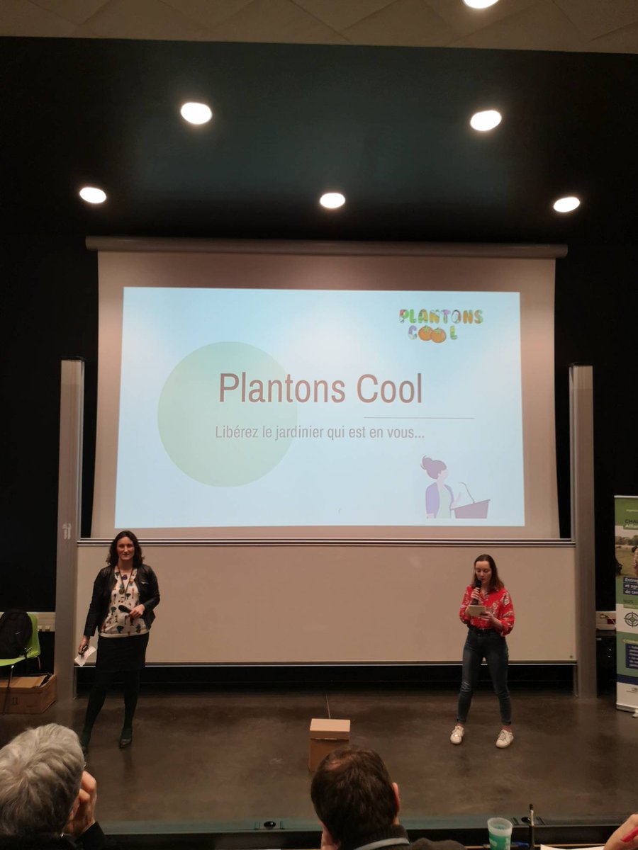 swrouen's tweet photo. PITCH 3.1 // #SWROUEN20 🔥

Nom : Plantons Cool 🥦

Problématique : Manque de place et manque de connaissance 

Client : Particulier.e.s inexpérimenté.e.s passionné.e.s de jardinage 🏡

#Agricity 🌿 https://t.co/aOJfuK0afO