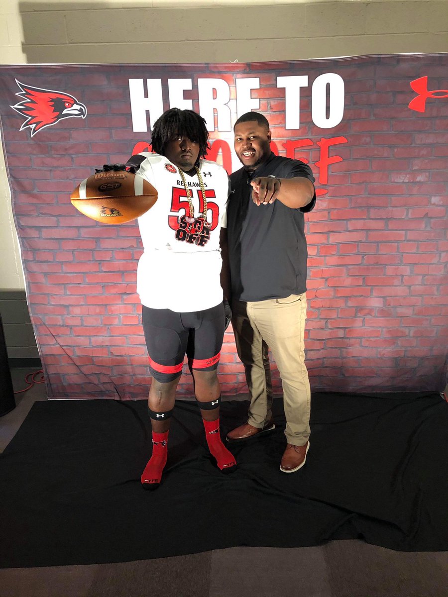 Kell_spazzin's tweet photo. officially committed😎🤝 , glad to be a redhawk 🖤❤️ https://t.co/bV8YzJD5QH