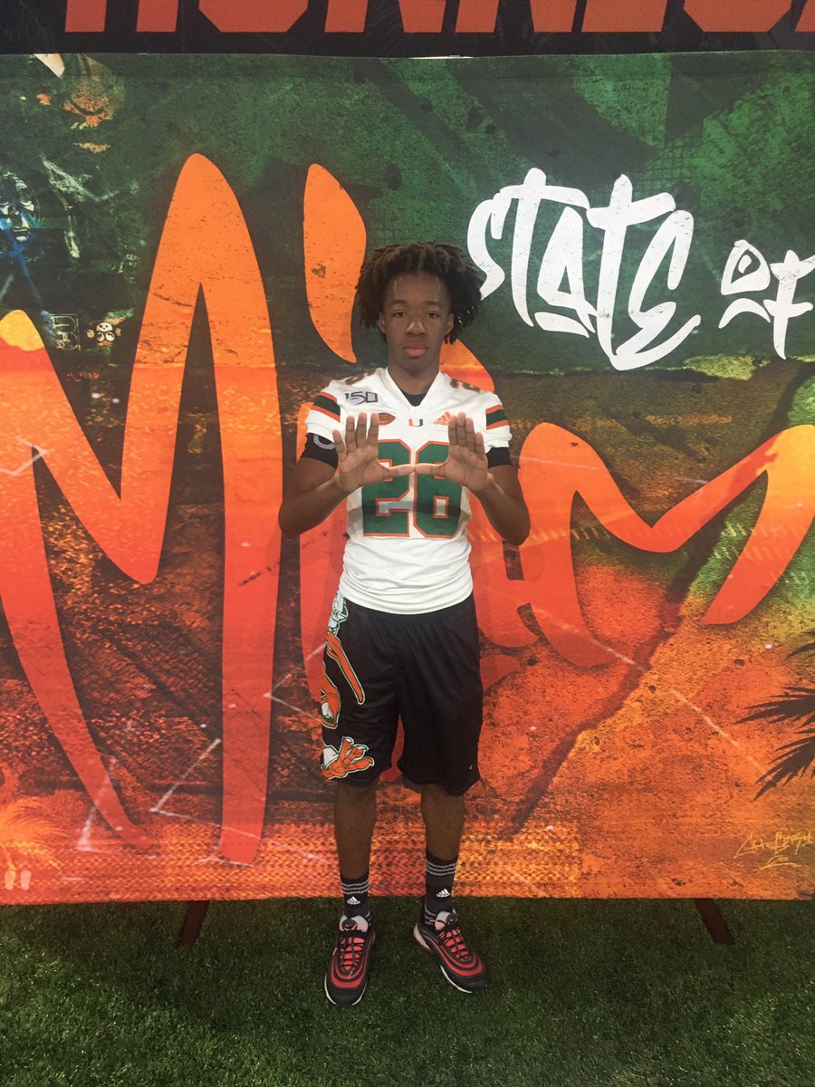 Toussaint_J_'s tweet photo. Amazing and fun day that the University of Miami🙌🏾💚🧡 had a great time with the coaches and the environment itself💯 @CanesFootball @Coach_MannyDiaz 
@CoachBanda 
@CoachRumph16 
@D_VanDyke8 https://t.co/QDClXWxblZ