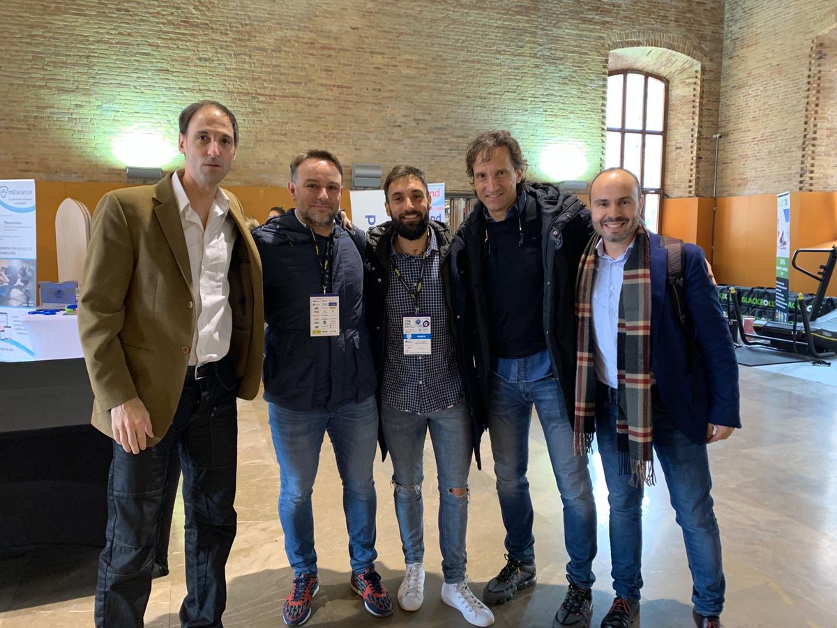 dehoyolora's tweet photo. Fin de semana intenso en Valencia, donde ha habido tiempo para todo: cumpleaños del gran @javiolmo12 , participación en el congreso @JAMSPORTS y puesta en marcha de nuevos proyectos. https://t.co/RjY50lrV0m