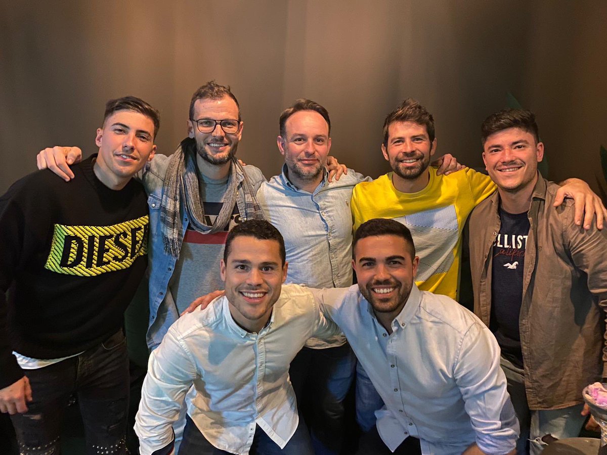dehoyolora's tweet photo. Fin de semana intenso en Valencia, donde ha habido tiempo para todo: cumpleaños del gran @javiolmo12 , participación en el congreso @JAMSPORTS y puesta en marcha de nuevos proyectos. https://t.co/RjY50lrV0m