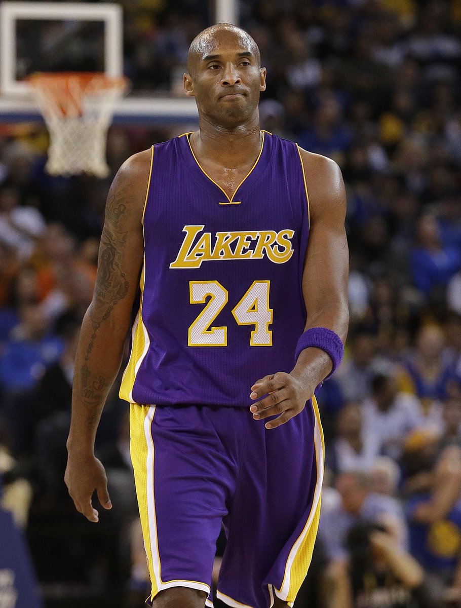 EddieNight501's tweet photo. Not the GOAT man Damm... this one hurts my soul.. #ripKobe #KobeBryant https://t.co/grmlPqYkQv