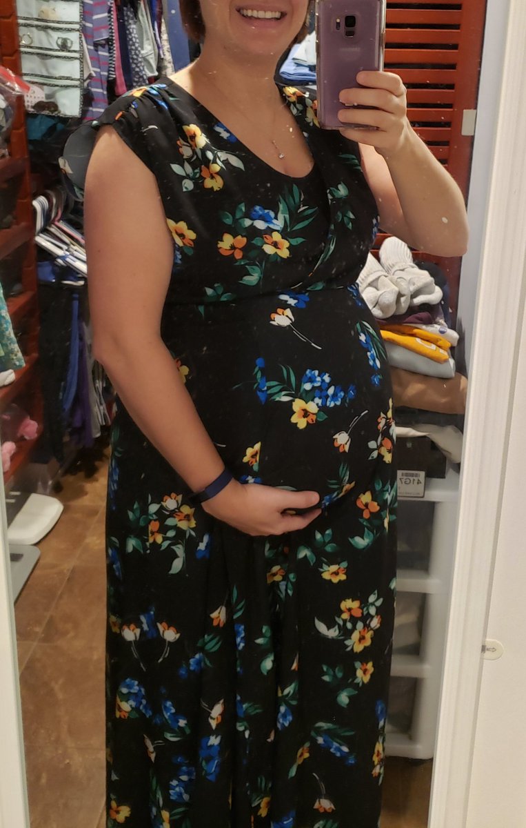 Mom_of_theYear's tweet image. The best dresses are the ones that make your 3 year old daughter gasp and ask you to twirl!

Wanna feel glamorous? Rent amazing maternity (and non maternity) clothes here fbuy.me/ozoMe

#armoirestyle #pregoproblems