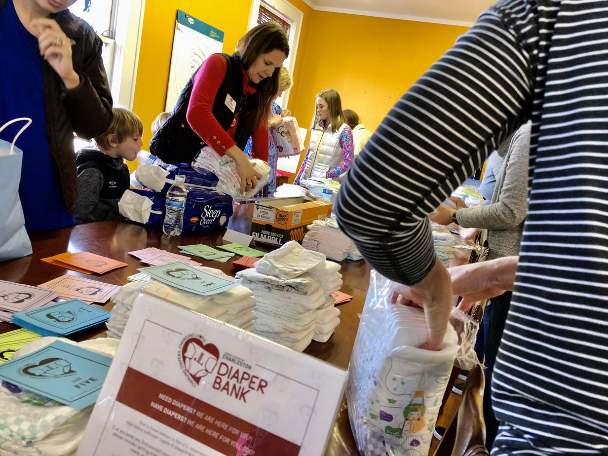 No lazy Sunday here at <a href="/JuniorLeagueCHS/">Junior League CHS</a> where we’re hustling and bustling to wrap diapers for the #DiaperBank.