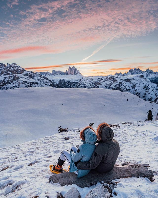 WE CLIMB MOUNTAINS SO WE CAN SEE WHERE THE SUN SLEEPS 👀
•
@visitsouthtyrol #suedtirol #southtirol #hetisdemerckxinitaly ⁣⁣
#3zinnen #3zinnendolomites ⁣⁣
#discover3zinnen #dolomites ift.tt/38HLx3G