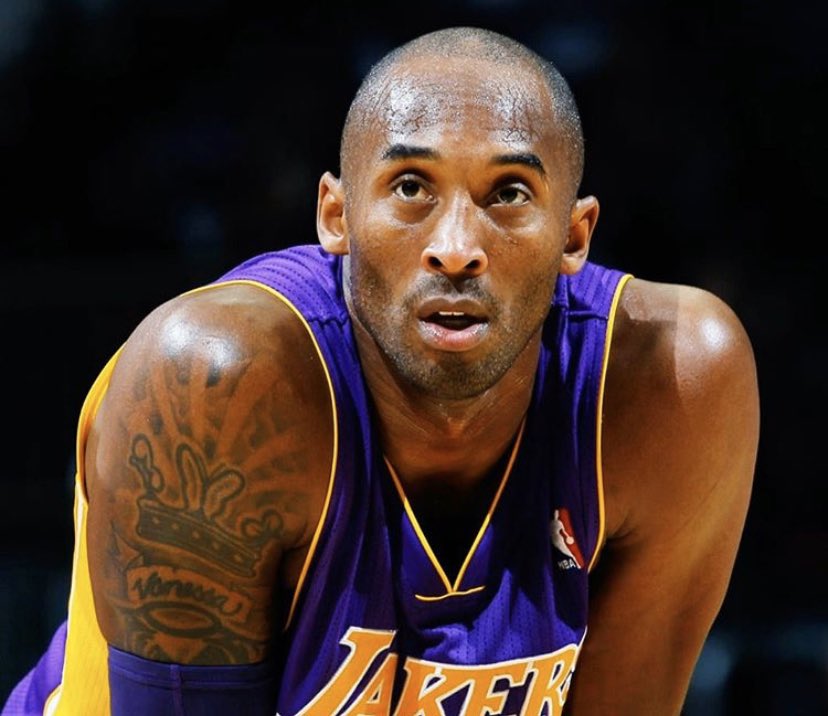 briakristaaal's tweet photo. rip mamba💜💛 https://t.co/wxYXZqrjQE