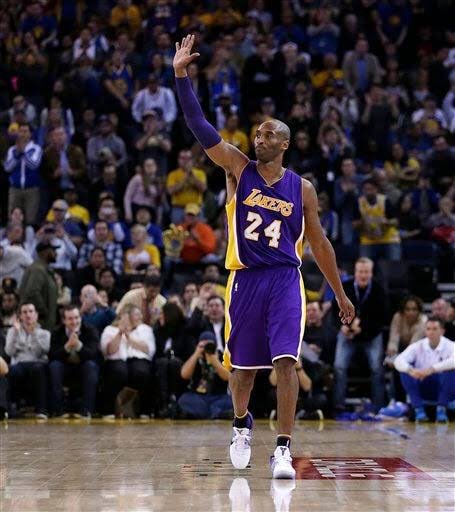 IamX05's tweet photo. Legit going to be with a heavy heart 💔💔😭😭 #KobeOut https://t.co/iZr6eVe3Lk