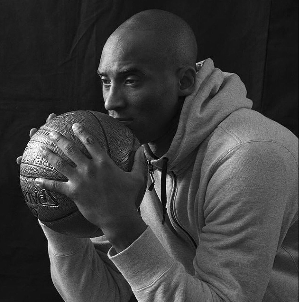 jher314's tweet image. Dear Kobe,

It was a joy watching you play the game of basketball. 

Rest In Peace, Mamba.