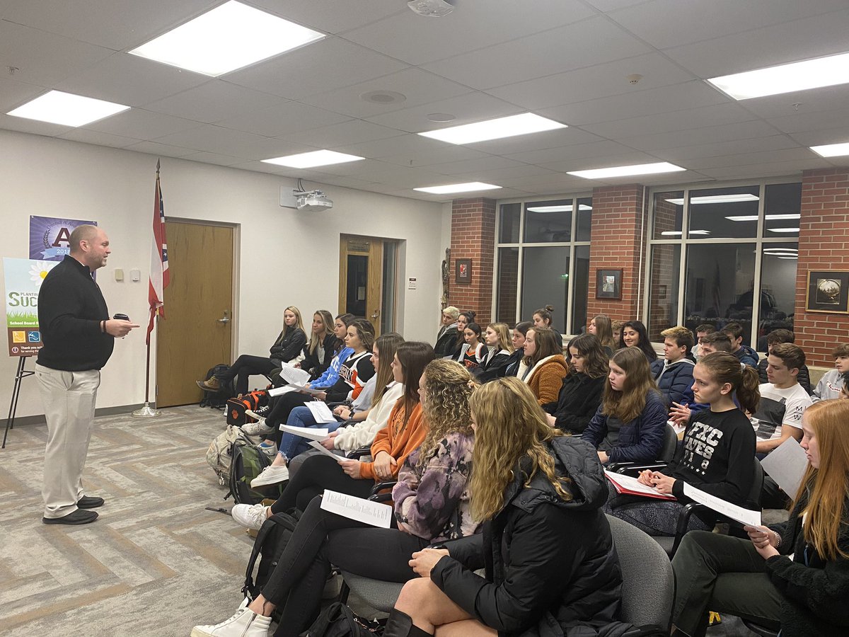 CFEF Student Board (@cfefsb) on Twitter photo Thank you <a href="/Hunt_EdLeader/">Dr. Robert Hunt</a> for coming to talk to the Ed Foundation Student Board! You were very motivational and made us proud to be Tigers. #cfevs #cfevshome Thank you <a href="/Hunt_EdLeader/">Dr. Robert Hunt</a> for coming to talk to the Ed Foundation Student Board! You were very motivational and made us proud to be Tigers. #cfevs #cfevshome