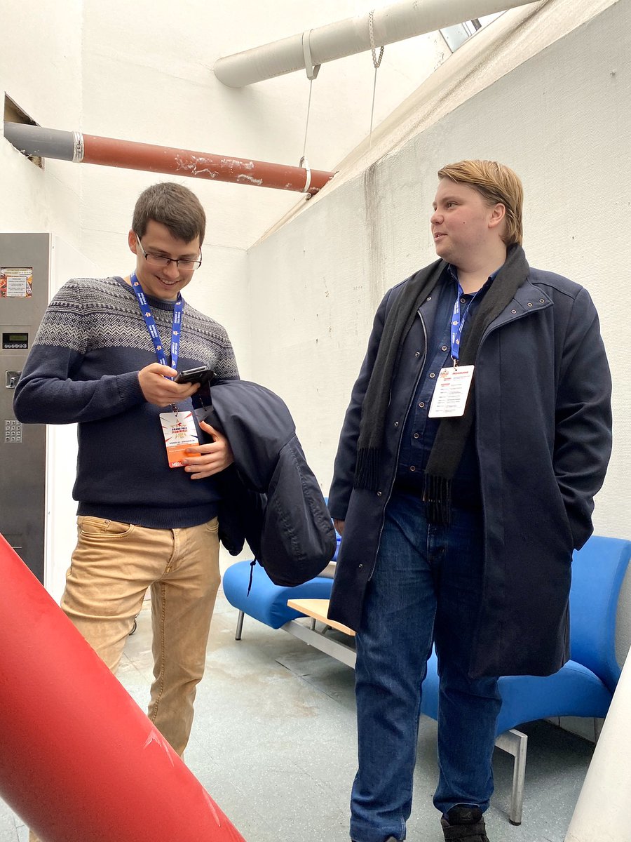 thdelaunay's tweet image. Journée à l’hippodrome de @vhpofficiel pour le #GPAmerique #100sationnel ! 🐴 
En bonne compagnie avec mes amis de @vlmedia_ et @equidia 
w/ @VeutheyBastien et @CCCrepin