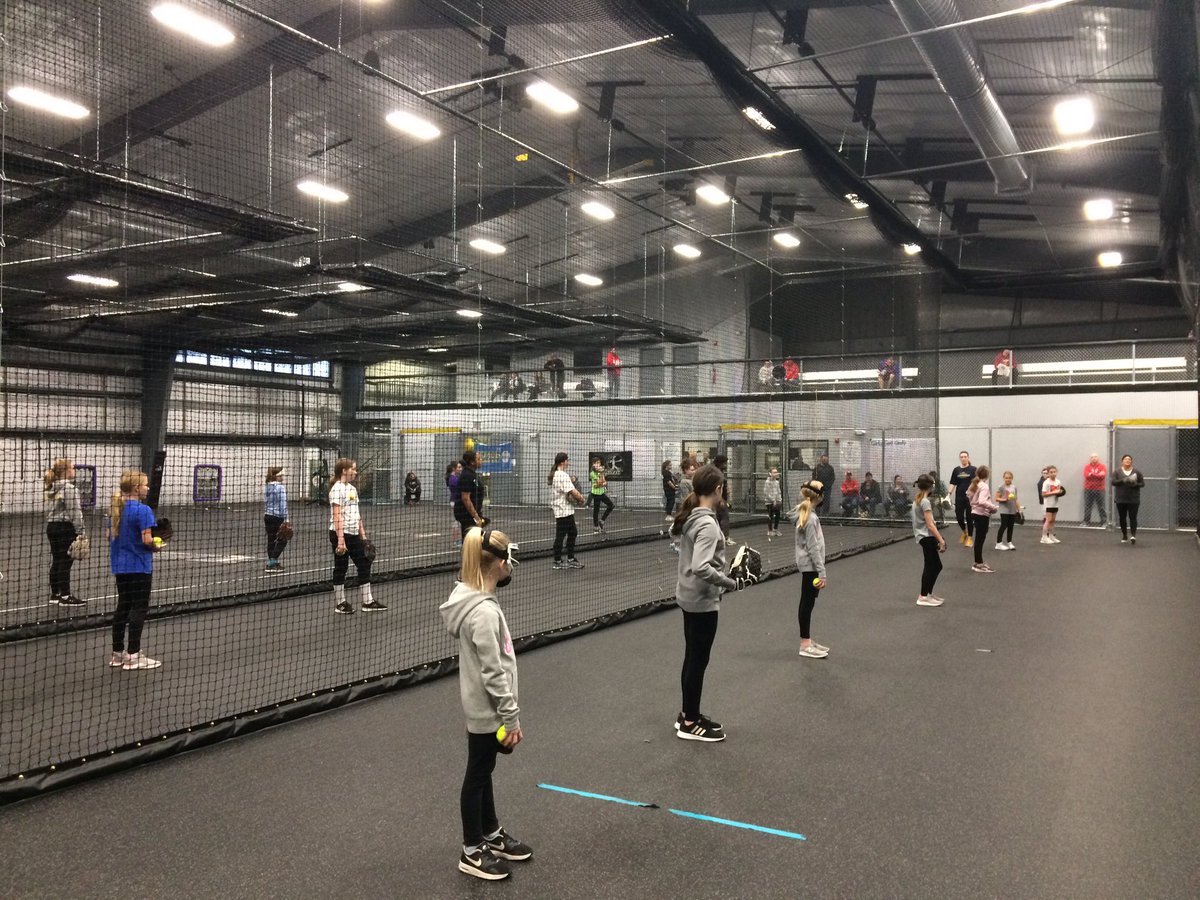 LeffewFastpitch's tweet photo. We had a great time working on location and consistency with 10u and 12u pitchers this morning.

Another Leffew Fastpitch camp in the books!

#Leffew #FindYourGreatness https://t.co/8wuT04lcmW