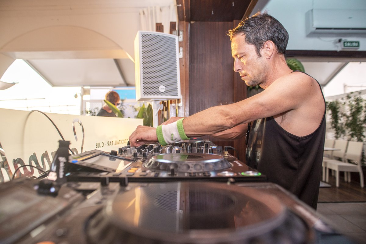 What was your favorurite track you heard played from our booth from last summer? 🎶