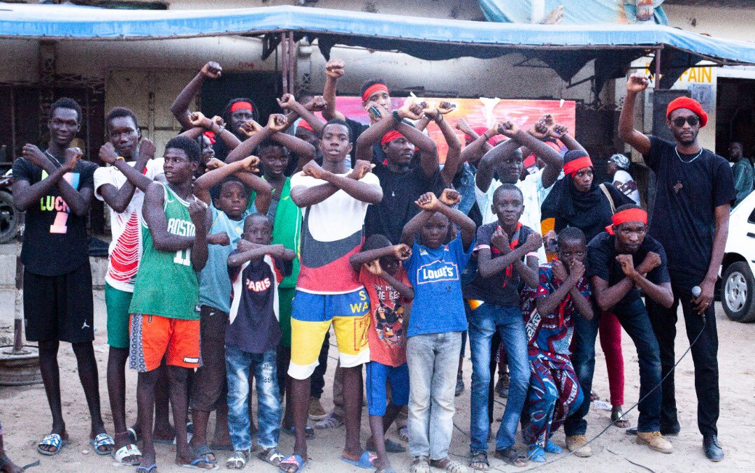 ACAN_Senegal's tweet photo. Nous sommes ravis d'annoncer que nous allons bientôt partager notre nouvelle chanson et vidéoclip intitulé "DOYNA", qui promeut le respect de la liberté d'expression au Sénégal et en Afrique. Restez à l'écoute! # LibertédExpression #NotreVoixCompte https://t.co/5Pknwi5QtR