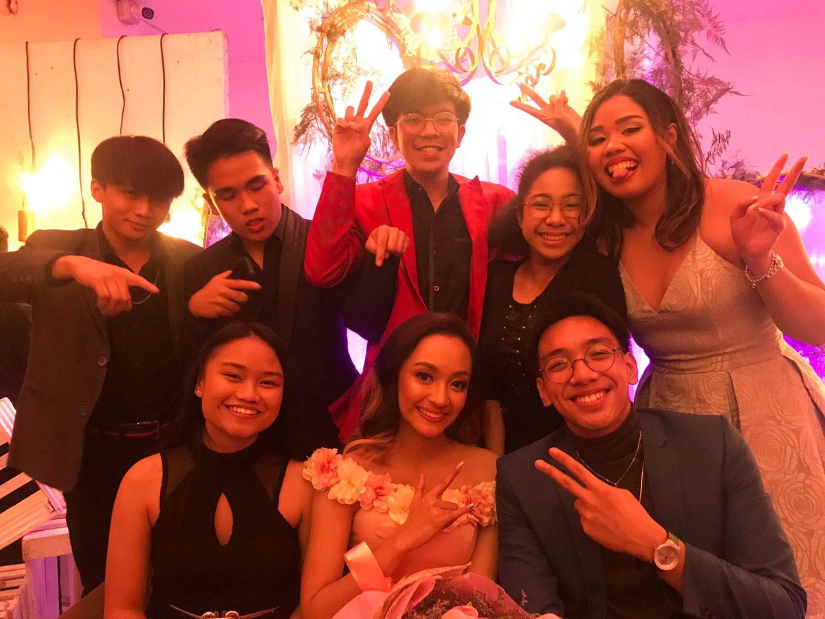 TITOSband's tweet photo. Thank you @juondatbeat and @noemi_pearl_h for inviting us and also thank you to @patrixianics for the collab! 💛✨ https://t.co/qVD5yQojii