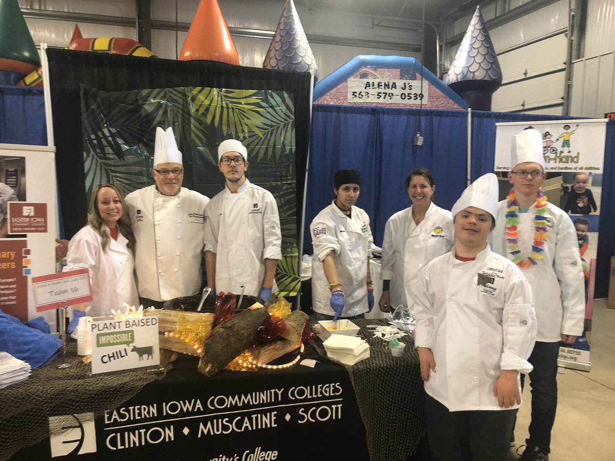 HappyDiabetic's tweet photo. Hand in Hand chili cook off. Hanging with the Taste Buds! Go team! https://t.co/JkxgNekGsH