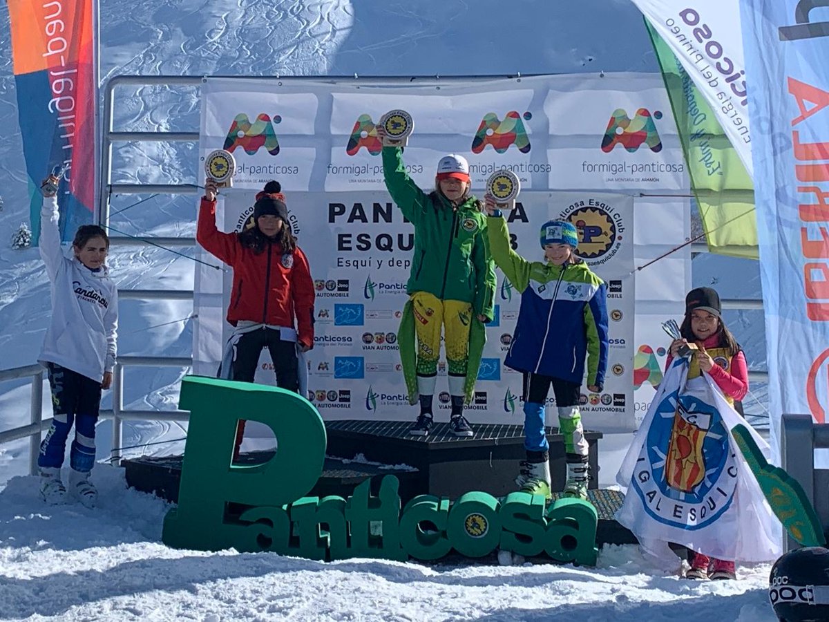 ClubCec's tweet photo. Excelente cierre del #competitionweekend #candanchuesquiclub
Elene Amostegui (U10), 5Β° en el GS del Trofeo Sergio Belio que se ha celebrado en #panticosa πππ #enhorabuena
#equipazo #buentrabajo https://t.co/4UK8d6Lc6F