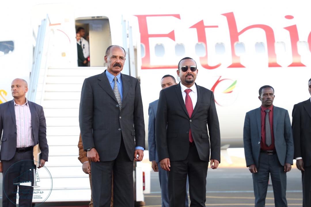 PMEthiopia's tweet photo. PM @AbiyAhmedAli arrived in Asmara, Eritrea earlier this evening and was received by President Isaias Afwerki. During the stay, Prime Minister Abiy is will hold trilateral talks with President Isais Afwerki and President Mohammed Abdullahi of Somalia.

#PMOEthiopia https://t.co/Ie9ywVEGxL