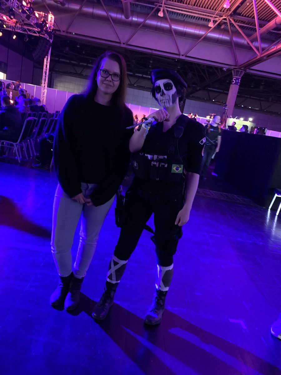 K4suni's tweet photo. War ein Super Wochenende auf der #DreamHackDe in Leipzig, hat richtig viel Spaß gemacht.
War auch mal interessant direkt live dabei zusein bei einen Rainbow 6 Event. Danke @RainbowSixDE https://t.co/Q9LIzWMNzs