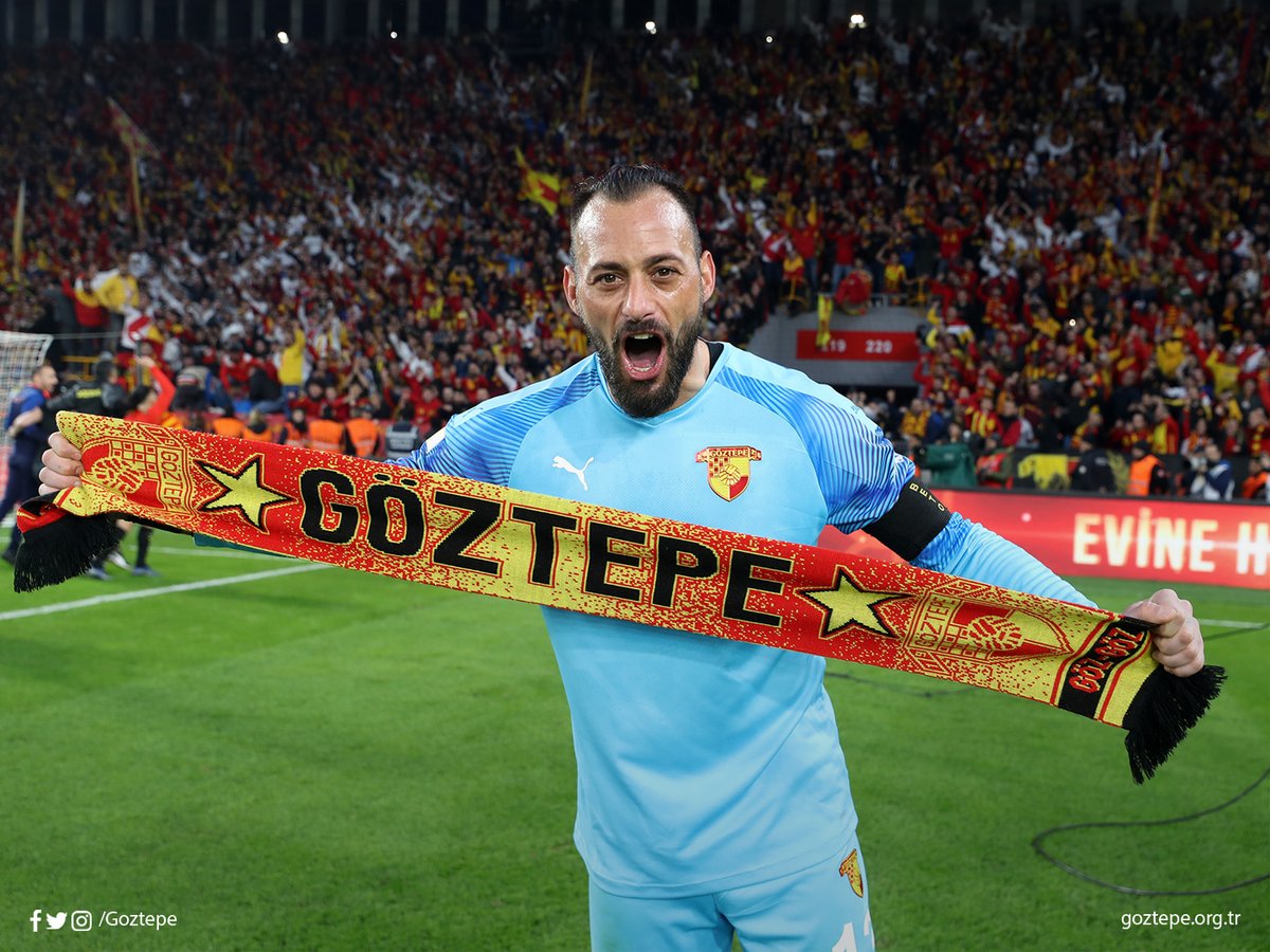 Goztepe's tweet photo. 😎😎😎😎 #Göztepe https://t.co/FlYnk4d11L