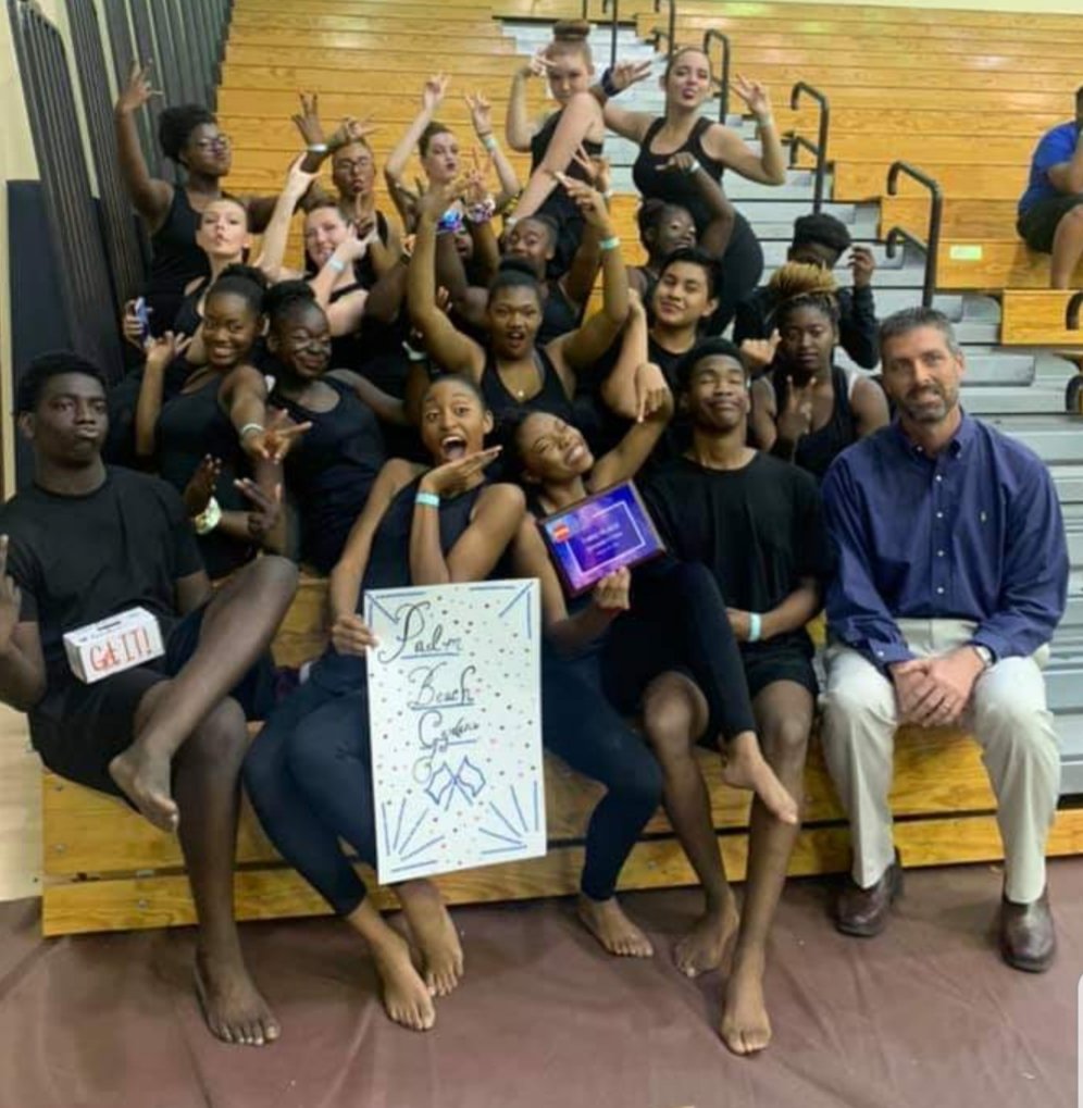 gardensbands's tweet photo. What a great day all around! Congratulations to our winterguard for a great performance @SFWGA premier. Thank you to @PBGHSPrincipal for supporting our students in all of their endeavours #gogators #soundoftheswamp #winterguard #wgi #sfwga https://t.co/HOoemHfPCH