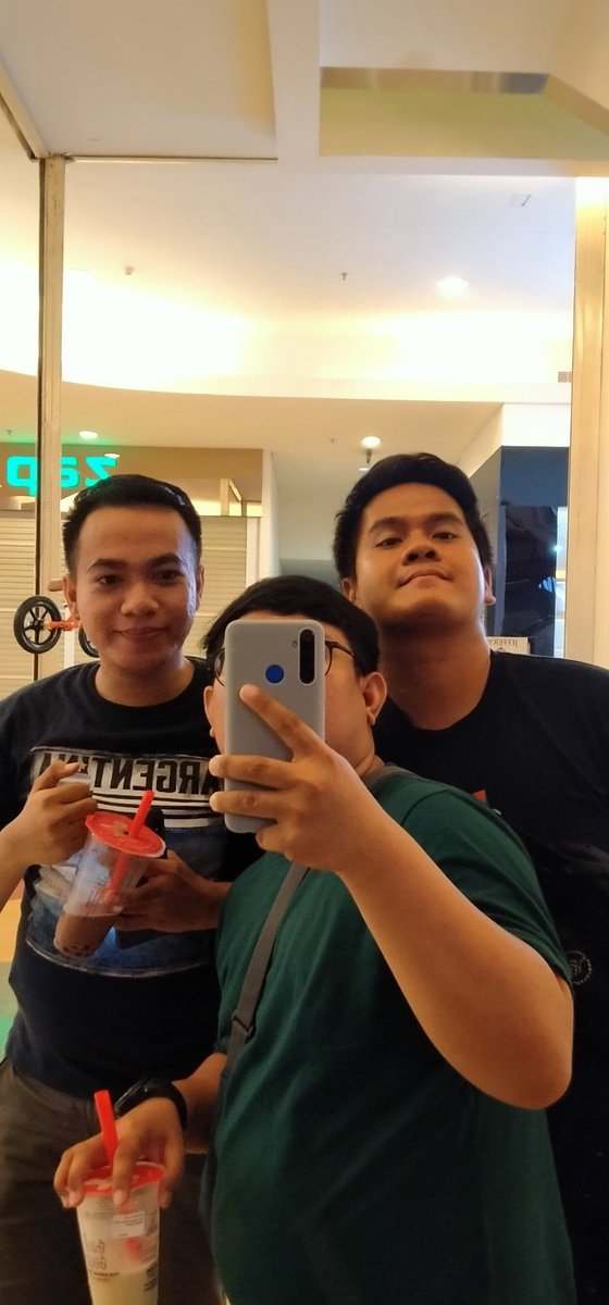 rydoneee's tweet photo. Besok senin https://t.co/xv3QsbldEf