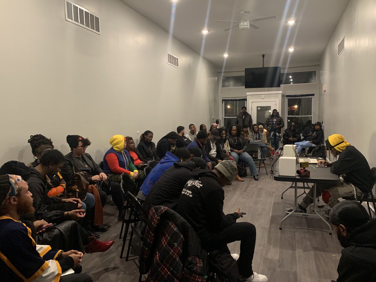 OpenStudioProd's tweet image. On behave of all the talented producers who played music big thank you to everyone who pulled up for the 4th #OpenStudioProducer Showcase