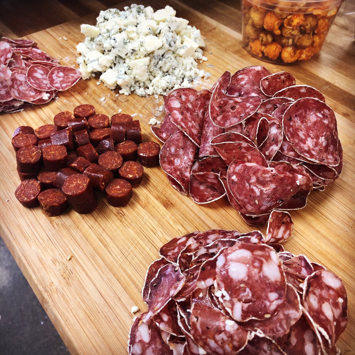catering by Goose in Indy (@ocaskb) on Twitter photo Masterclass on How To Sunday: #BeerBrunch, Bacon Flights, paired cocktails — class is in session <a href="/OcaSKB/">catering by Goose in Indy</a> inside <a href="/SunKingBrewing/">Sun King Brewery</a> Masterclass on How To Sunday: #BeerBrunch, Bacon Flights, paired cocktails — class is in session <a href="/OcaSKB/">catering by Goose in Indy</a> inside <a href="/SunKingBrewing/">Sun King Brewery</a>