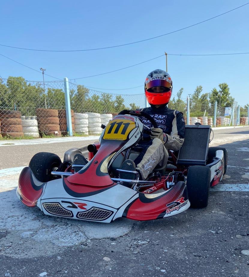 EverFranetovich's tweet photo. Día de Kart 😁 con @_Renzotesta y @MChiavon #drracingkart #kz10 https://t.co/DY0q0rMsnR
