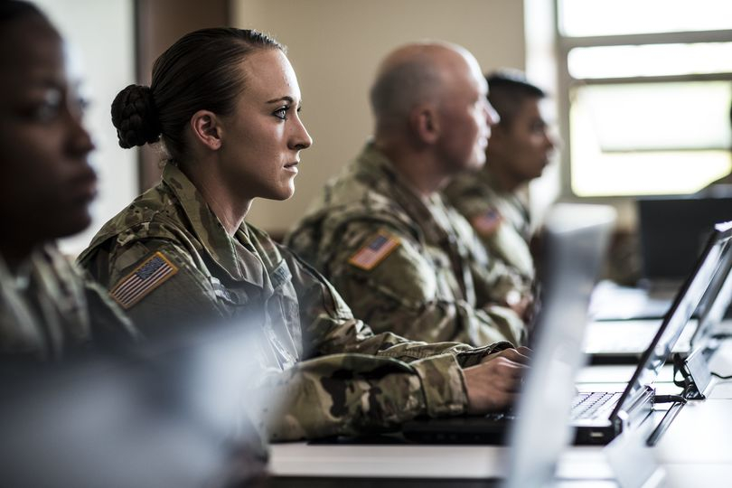 SCArmyGuard's tweet photo. If you're currently in college, the #ROTCprogram lets you commission as an #Officer when you #graduate. Get hands on #training and build your #resume at the same time. https://t.co/YBPYHtaFT4
