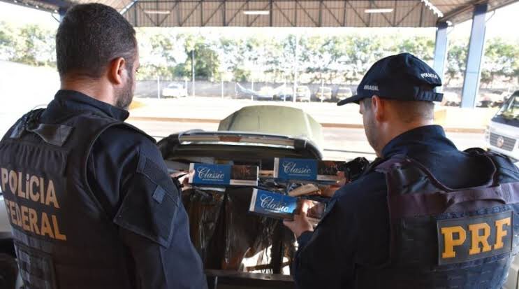 2019Prf's tweet photo. @SF_Moro Passagem só de ida p Penitenciária Federal de Seg Máxima. Sabemos q parcerias assim contribuem sobremaneira aos recordes alcançados, em apenas um ano. Neste Gov do PR @jairbolsonaro e sob a liderança do Min. @SF_Moro no MJSP, a ctz é que o diálogo está a favor do povo brasileiro. https://t.co/DmNAd1MLej