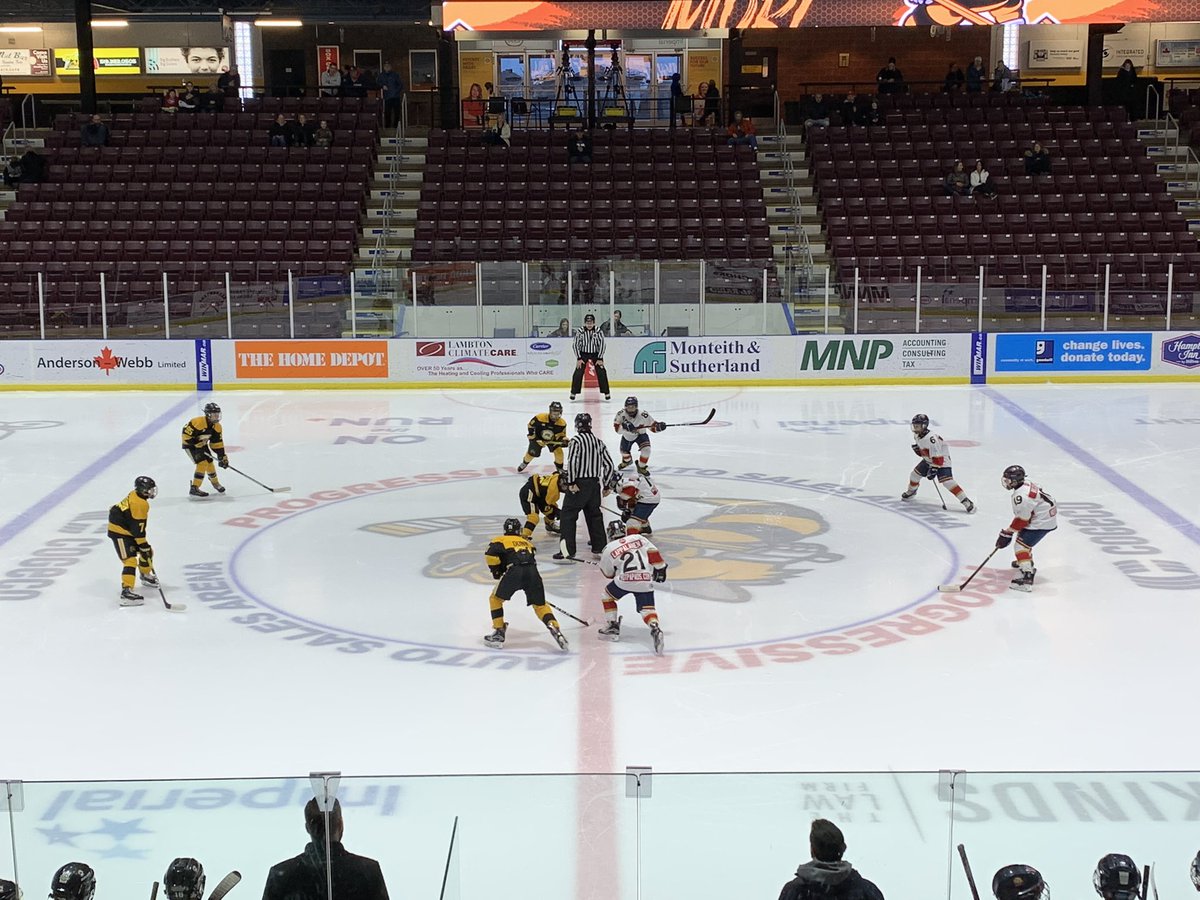 rlmartyn's tweet photo. Final game of the regular season for #scpatom #suncountypanthers.  On the road at Lambton Jr Sting.  Go Panthers! @HoyesMichalos @ALLIANCE_Hockey https://t.co/UA5ka0Wbom