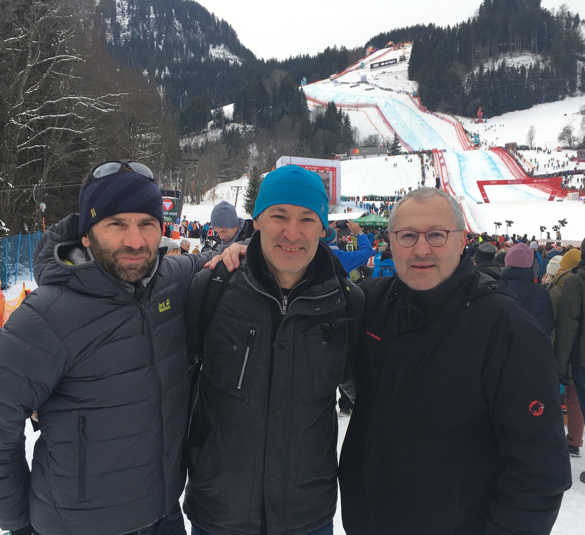 bladerdeeg Openbaren erosie Twitter \ Sportfisio Swiss على تويتر: "🎿 gr8 #sportphysio meeting  🇦🇹🇨🇭with friends Geri Mitterbauer &amp; Karl Lochner #Salzburg 🔁 ⛷“Die  Streif“ @hahnenkammrace #kitzbuehel @kitzbuehel ⛑ road to @IOCprevConf  Monaco🥇 https://t.co/kcgNIBrLt6"