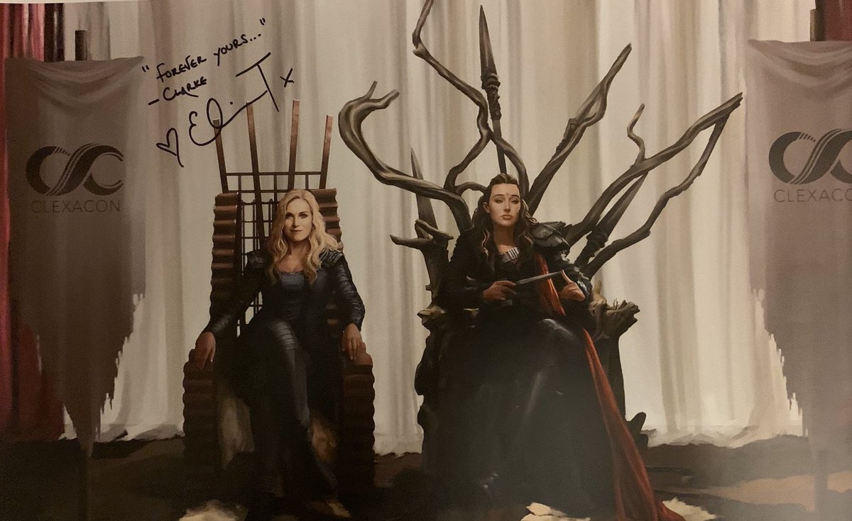 lafeedudrame's tweet photo. "Forever yours...- Clarke"

CLEXA ENDGAME https://t.co/CFfEzbNaqO