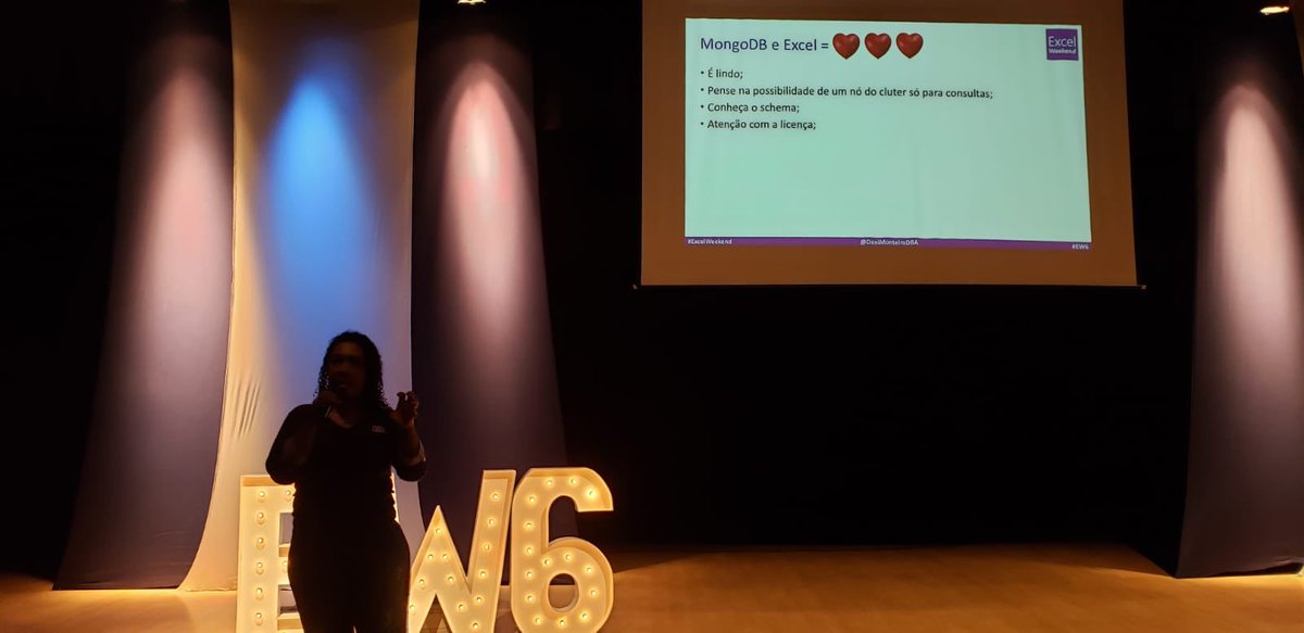 DaniMonteiroDBA's tweet photo. Eu voltei da Bélgica correndo... ansiedade para chegar em casa?
Um pouco, mas minha ansiedade era por esse momento no @ExcelWeekend ♥️
Que comunidade incrível!!! Que honra estar aqui!!!
#ew6 #mvp #womenintech https://t.co/TxdvBN2yBY
