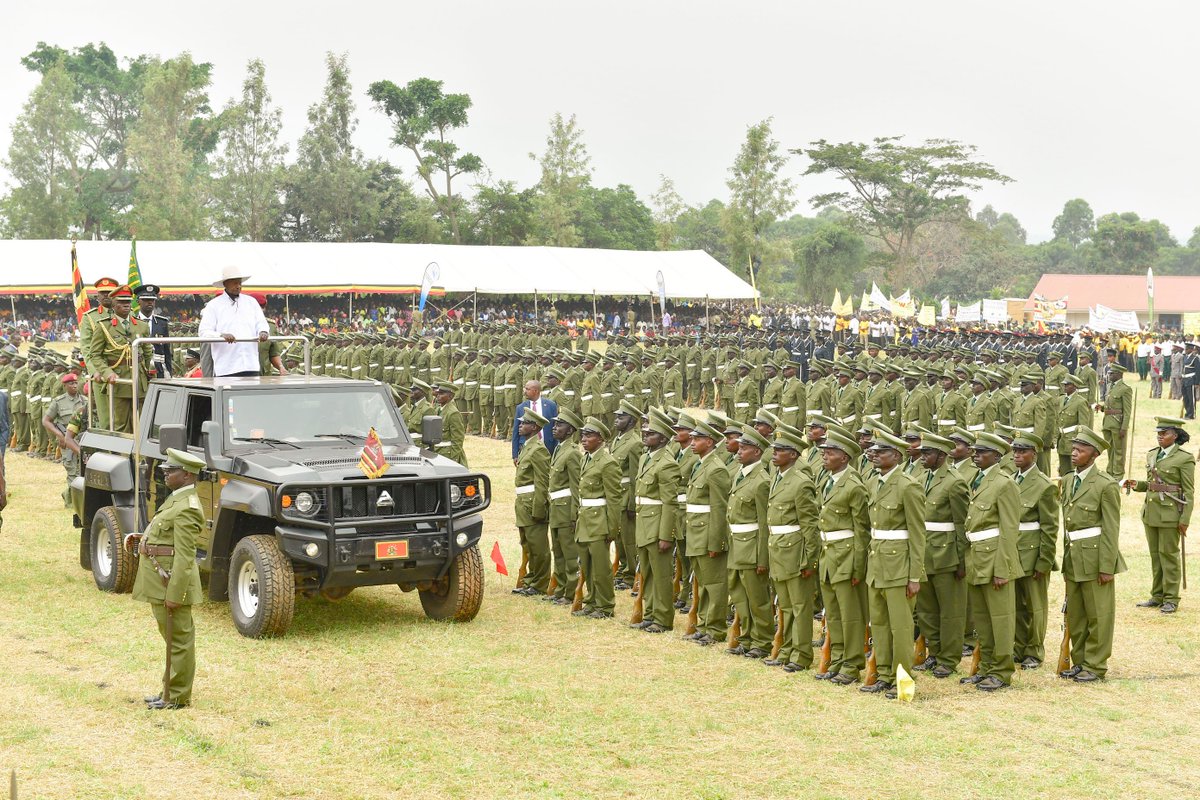 KagutaMuseveni's tweet photo. Presided over the 34th Liberation day celebrations, in Ibanda District.
I thank H.E Jakaya Mrisho Kikwete for honouring my invitation and joining us at this historic event. https://t.co/4GaRPirJxq