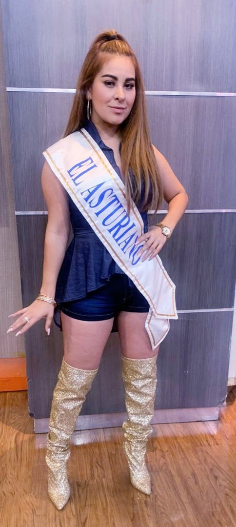 perlitabombona's tweet photo. Listisima para comenzar Proyéctese
Encantada con mi outfit de mezclilla por supuesto de El Asturiano
SOLO POR HOY 
Sky 152  horario.. 12:00 pm
Canal 4.1 horario 2:00 pm

Quien sigue??? https://t.co/nt83GHYWb2