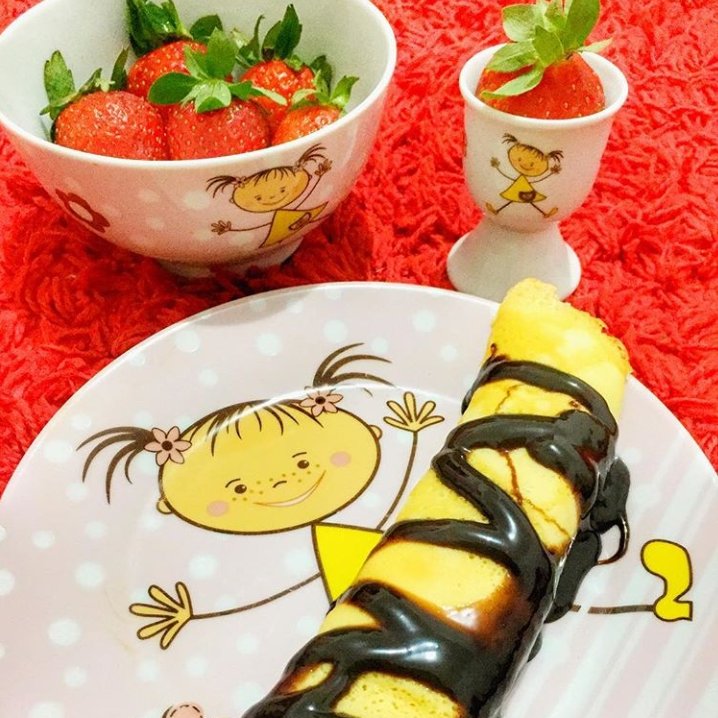 EsarMansour's tweet photo. 🍫🍫🍓🍓😋😋💛💛❤❤👼👼 https://t.co/xx3yaLBsMt