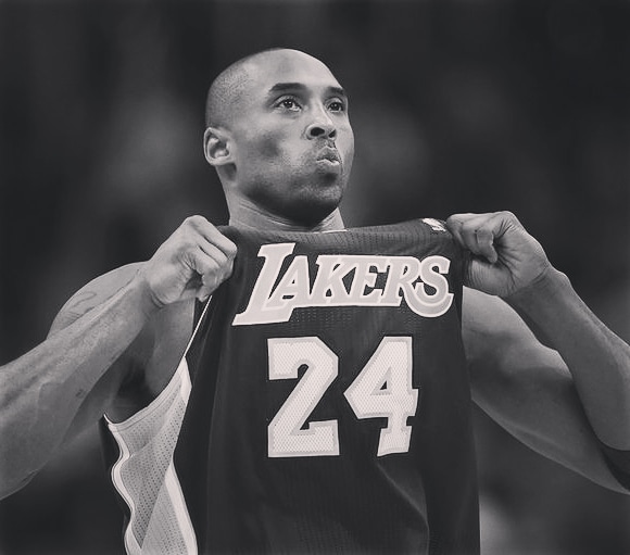 MaxIronMaiden86's tweet photo. One of the greatest... 😢

Kobe Bryant 🌟 23/08/1978 ✝️ 26/01/2020

#KobeBryant #KobeBryant24 #Lakers #Bryant #Kobe #vbetlatam #OneOfTheGreatest #ripkobe #ripkobebryant #LakersKegend #PrayForKobe #GoodbyeKobe #Bryant24 #InMemory #Tribute #WeLoveYouKobe https://t.co/RRhQzID1ND
