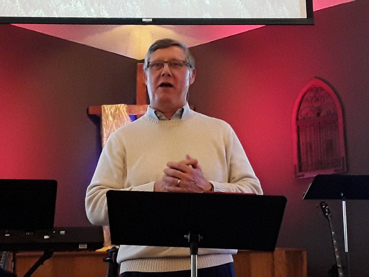 RejoiceFWB's tweet photo. "What's the point in believing in God, if we don't believe He can handle what goes on in our lives?" - Pastor @stevenlreeves #SundayMorning https://t.co/IlKXhNMoya