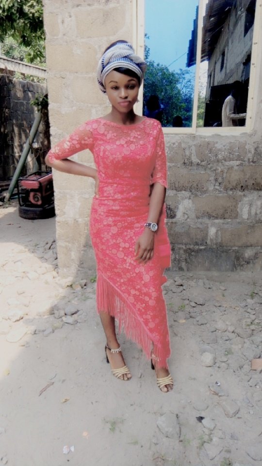no1fashionist's tweet photo. It's the lords doing and it's marvelous in Thy sight.
#happysunday✌✌
Dress from #mhide's empire 👗 ✂ https://t.co/zMyAQdr834