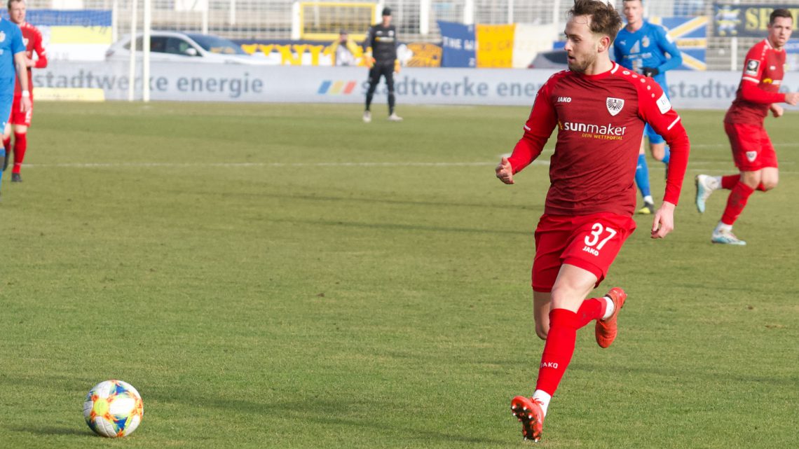 100ProzentSCP's tweet photo. Lucas Cueto wird für den @preussen06 zum Matchwinner. Schön für den 23-Jährigen, der selten nachhaltig zum Zug kam beim SCP. https://t.co/kN5embAxl4 #FCCSCP #SCP06 https://t.co/k3N1el0Caz