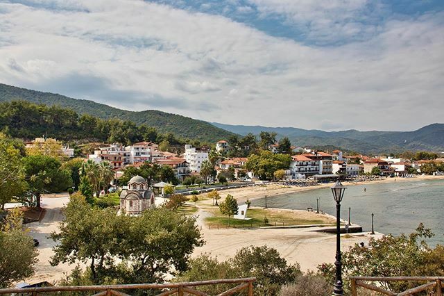TorbenSprt's tweet photo. Olympiada #naturephoto #greece #visitgreece #naturephoto #photography #landscapephotographer #sithonia #landscape #landschaftsfotografie #raw_community #fotografieren #naturelovers #visithalkidiki #travel #travelphotography #photonature #reisen #urlaub #… https://t.co/Uwa07Z4dkK https://t.co/SuRrZVl4qn