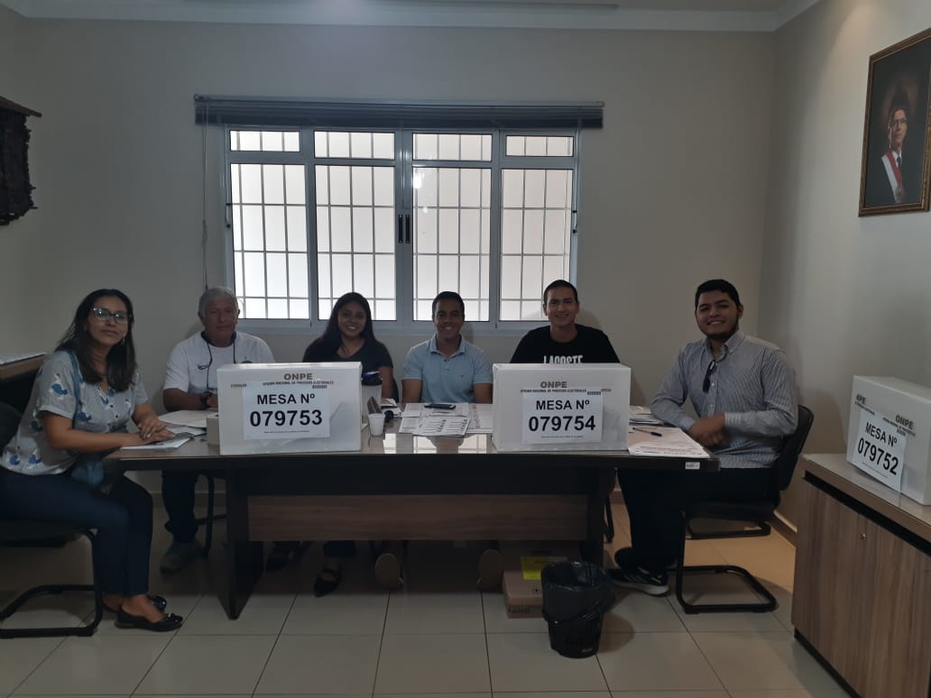 consuladoperuac's tweet photo. ELECCIONES CONGRESALES 2020:

Hoy las elecciones se llevan a cabo hasta las 4pm. Ven a ejercer tu derecho a voto.

Rio Branco: Travessa da Saudade n° 77, Bosque ( próximo a la tienda mundo dos plastico y atras de la clinica santa casa). https://t.co/WH29W3epS1