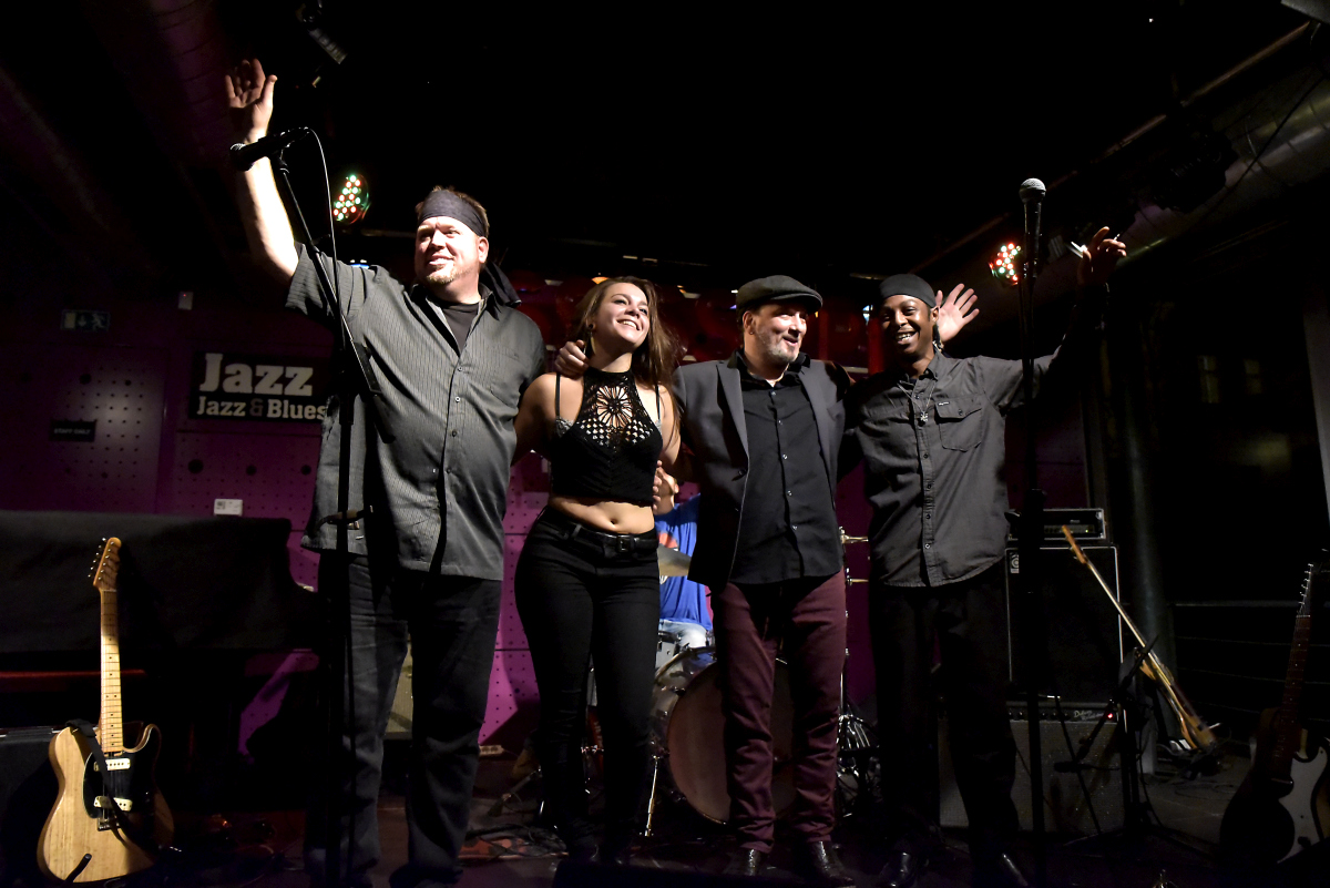 musicwebcz's tweet photo. #GhaliaVolt #TheMamasBoys #JazzDock

https://t.co/sLGd5StlxE https://t.co/2Ltmg2bGZM