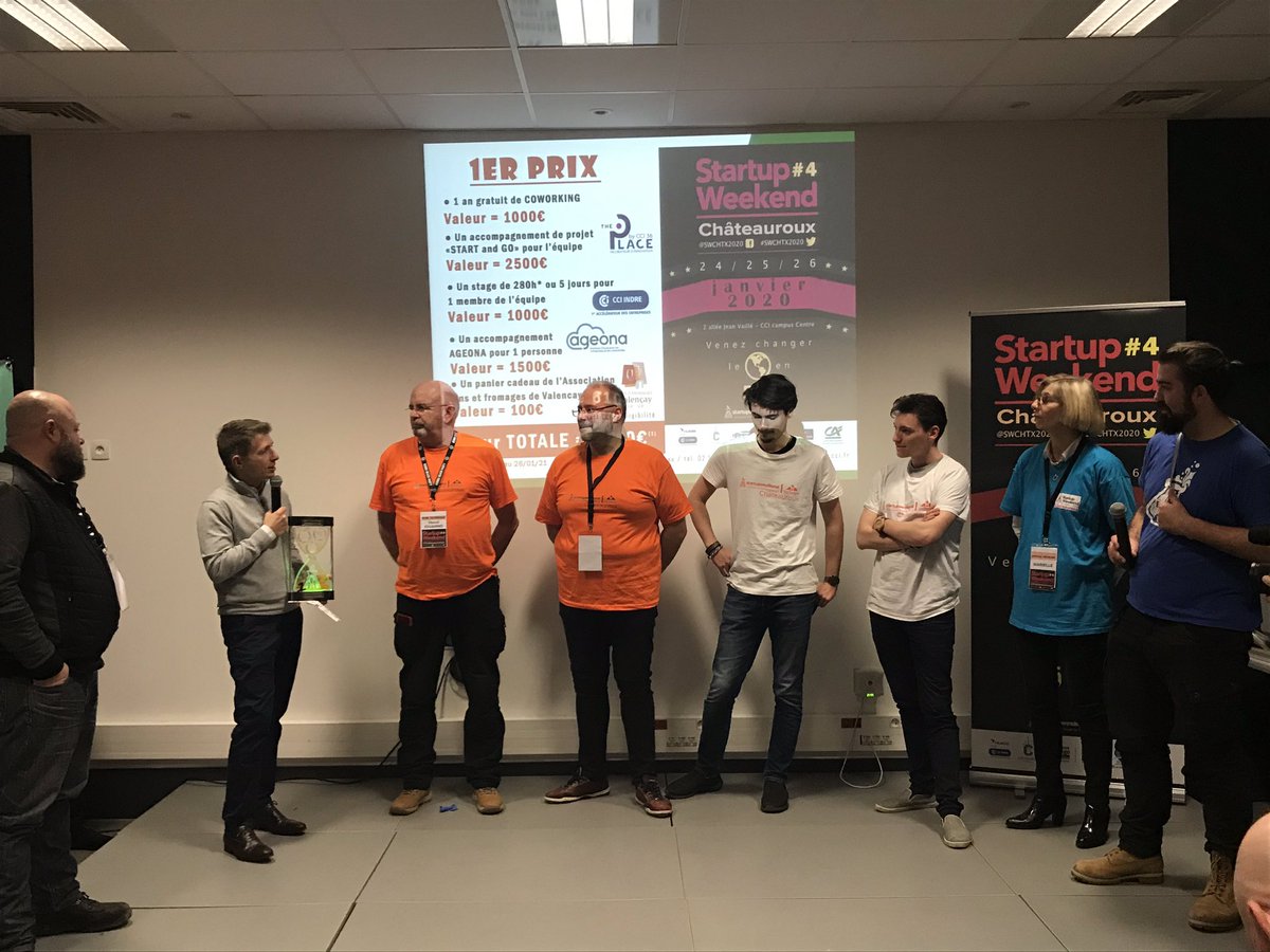 cci_indre's tweet photo. By berry 1er Prix du #StartupWeekend de #Châteauroux #SWChtx2020 #Entrepreneuriat #Innovation #CitéDuNumérique #Indre #HTD2020 https://t.co/ADeTQg1Fjq