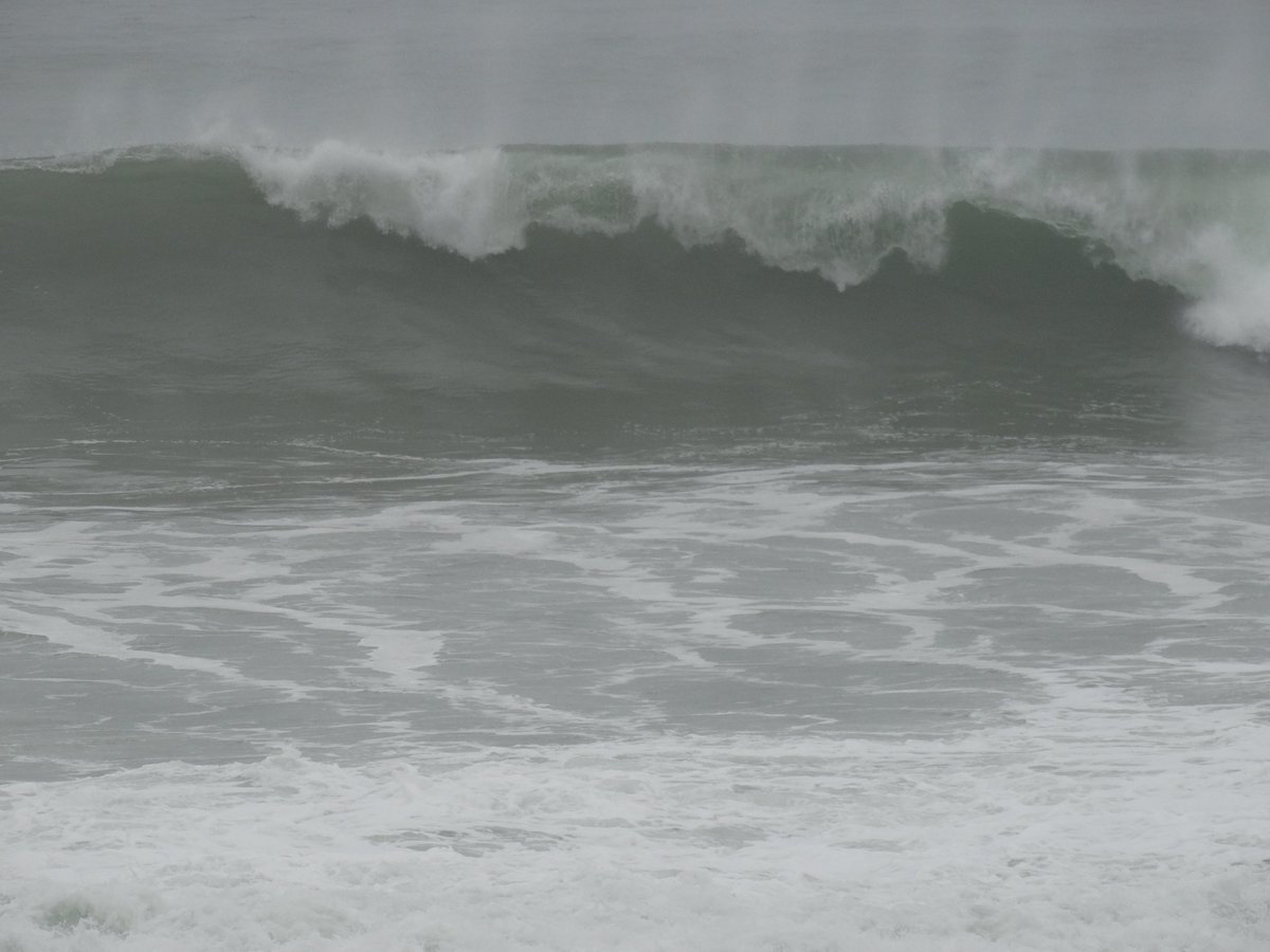 RedondoSurf's tweet photo. Ocean wave at The Cove #ocean #gaia https://t.co/6tjJ4KgmDs