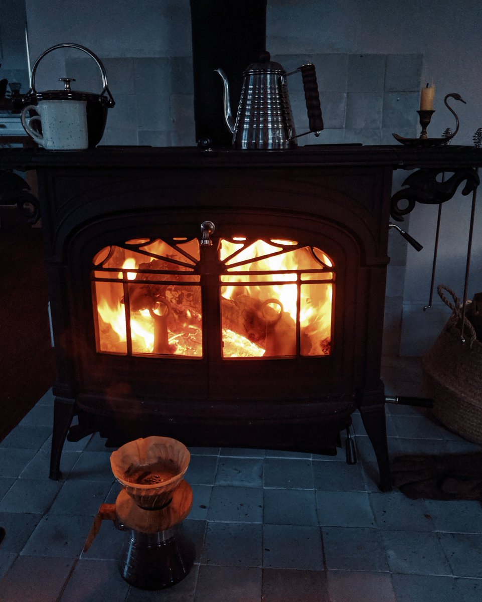 Simon Sarris tweet media