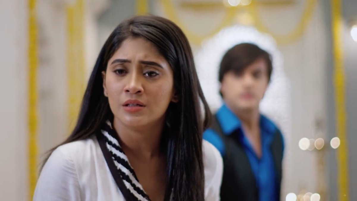 In the tug of war between her heart & mind, her mind finally wins. She starts to leave only to feel a familiar touch pulling her back - a firm grip of love keeping her rooted to her spot, not allowing her to succeed in her endeavour to put distance between them.  #yrkkh  #kaira