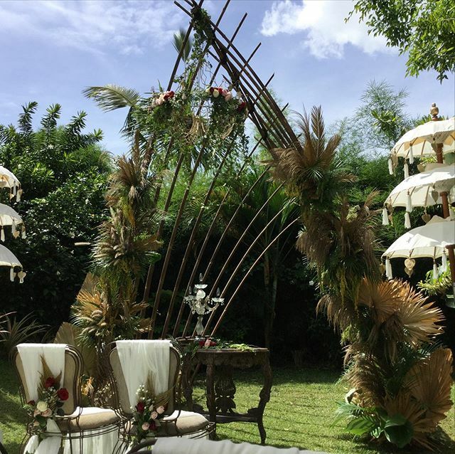 Romantic February! When you’ll ask your sweetheart "will you marry me?" 💍 ... you will need a place like this! Success guaranteed 💝 #Glamping #sandatglampingtents #ecoresort #luxurylifestyle #baliindonesia #ubud #wedding #honeymoon #holiday #sanvalen… ift.tt/2O0rmpD